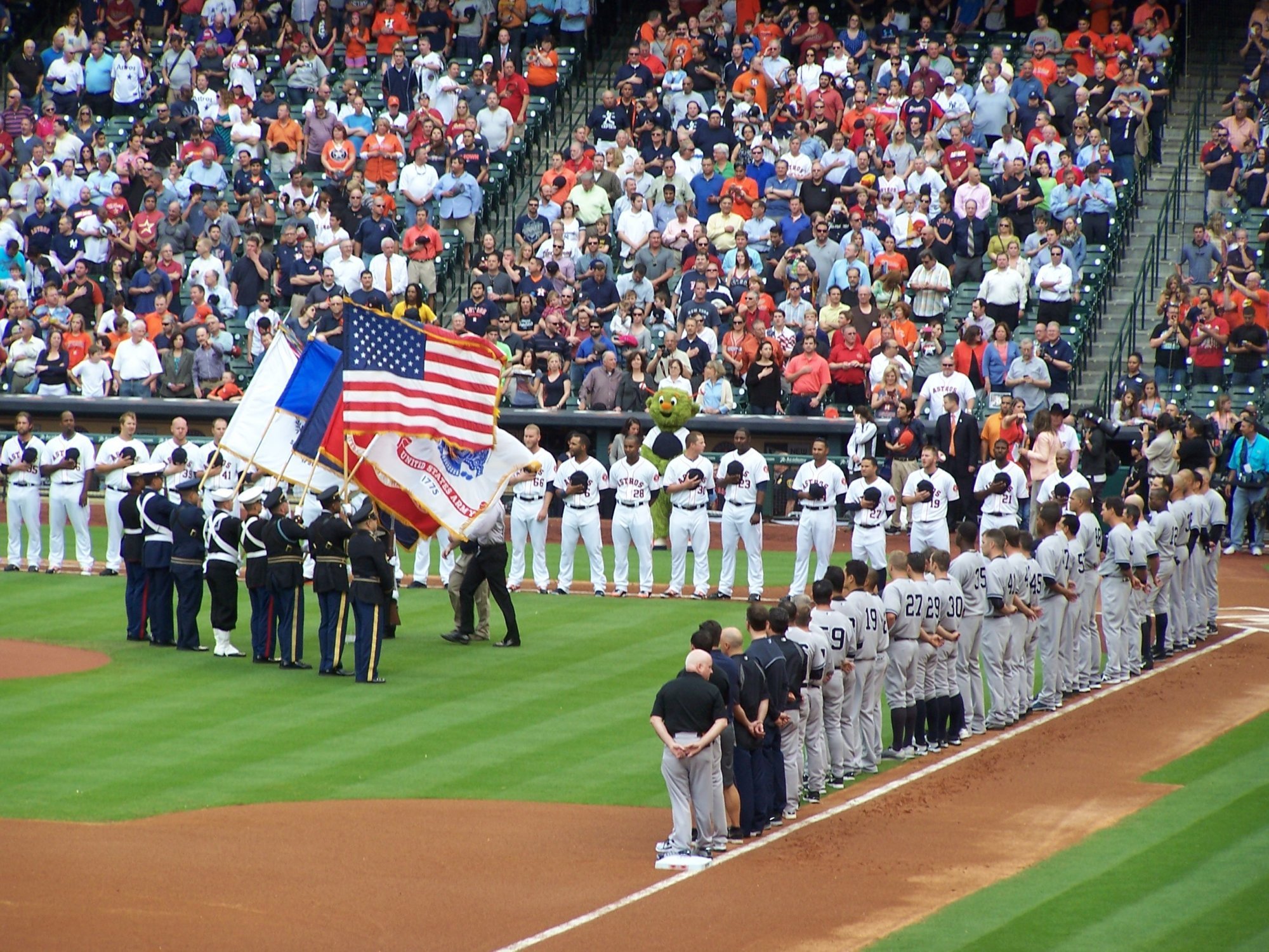 Houston Astros vs New York Yankees - MLB - Opening Day
