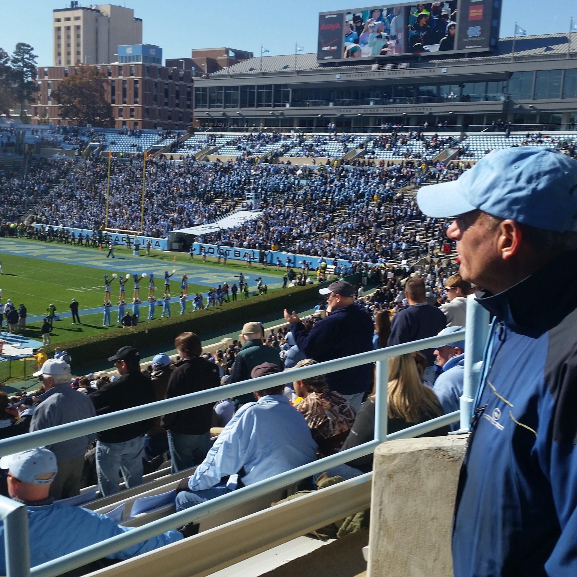 North Carolina Tar Heels vs University of Pittsburgh - NCAA Football