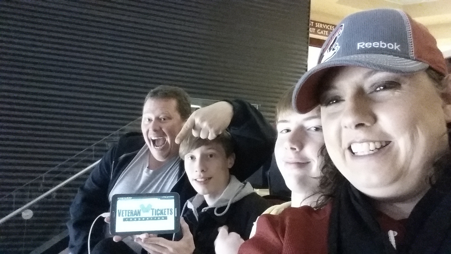 Arizona Coyotes vs. Ottawa Senators - NHL