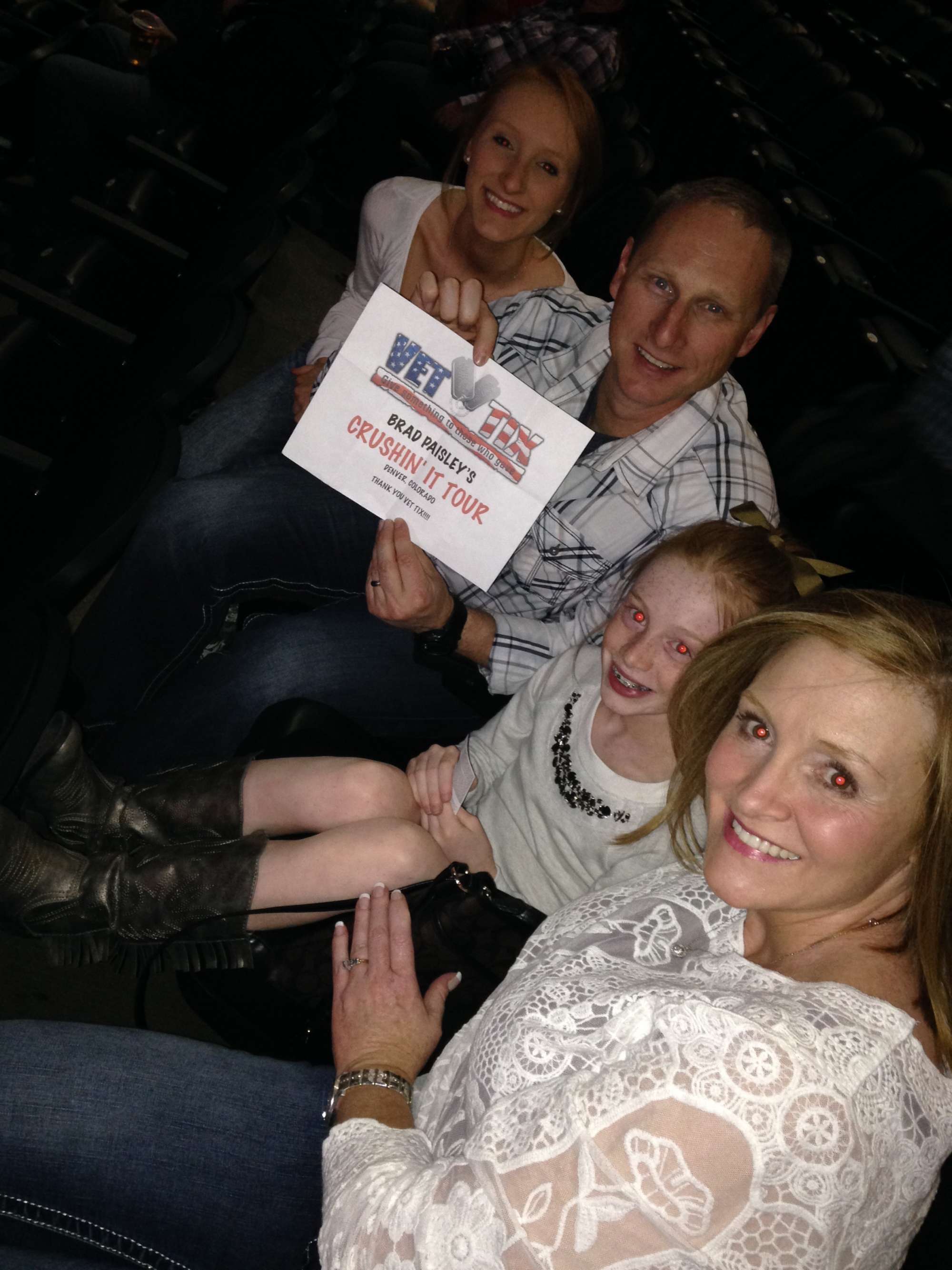Brad Paisley - Crushin It World Tour