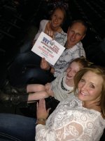Brad Paisley - Crushin It  World Tour