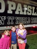 Brad Paisley - Crushin It  World Tour
