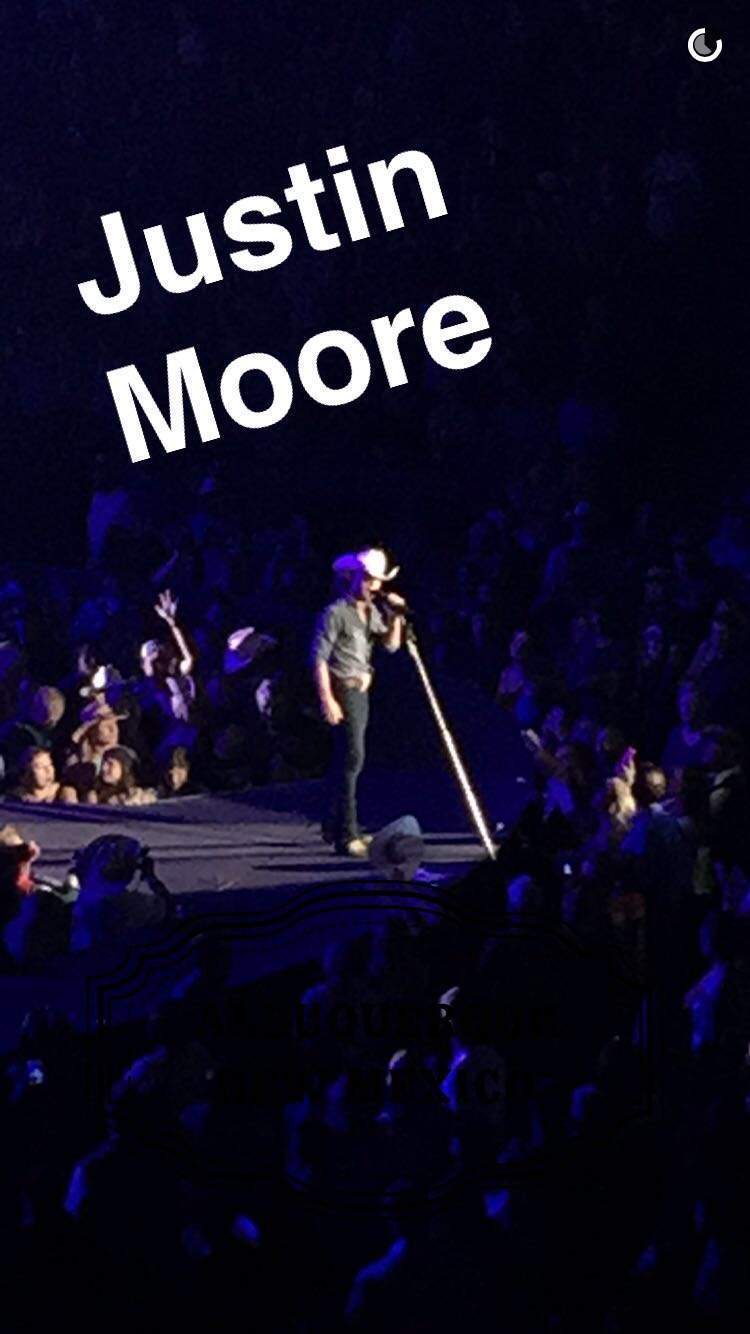 Brad Paisley - Crushin It World Tour
