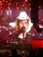 Brad Paisley - Crushin It  World Tour