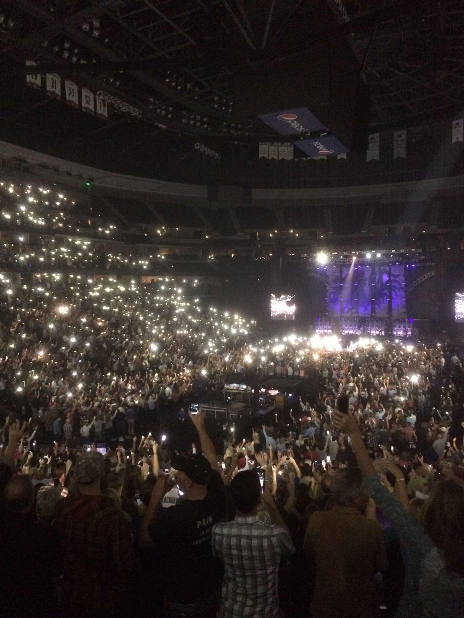 Brad Paisley - Crushin It World Tour
