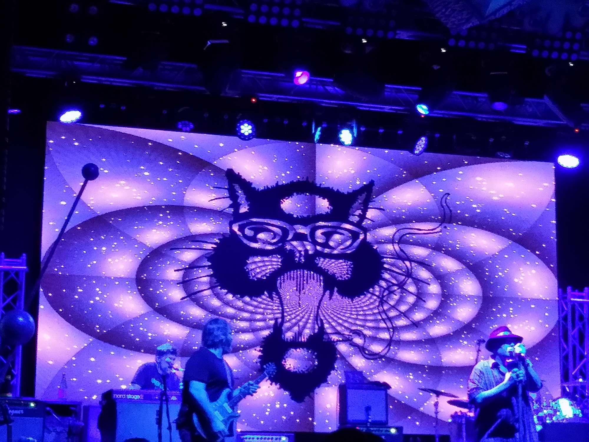 Blues Traveler the Black Moods, Matt Jaffe and the Distractions - Live