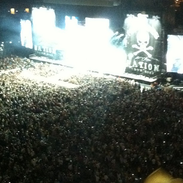 Kenny Chesney: No Shoes Nation Tour @ Angel Stadium