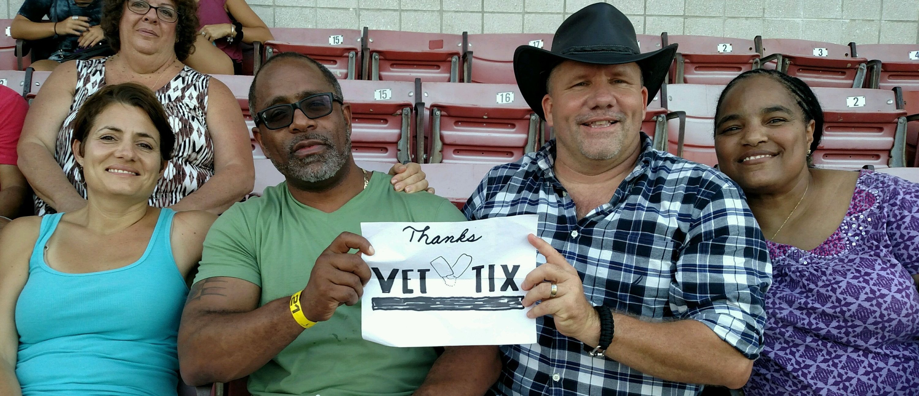 Darius Rucker: the Good for a Good Time Tour With Special Guest, Dan + Shay and Michael Ray
