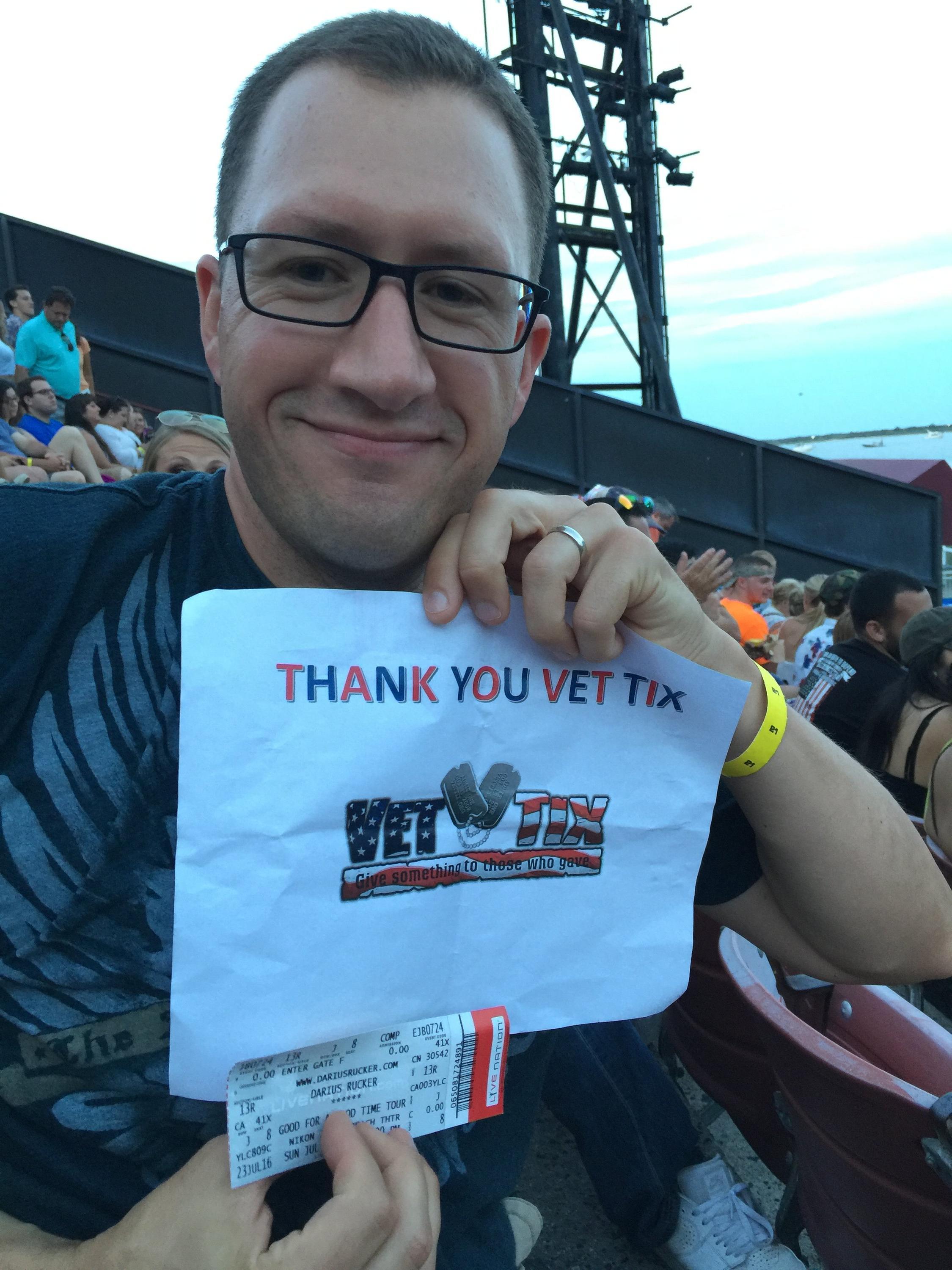 Darius Rucker: the Good for a Good Time Tour With Special Guest, Dan + Shay and Michael Ray