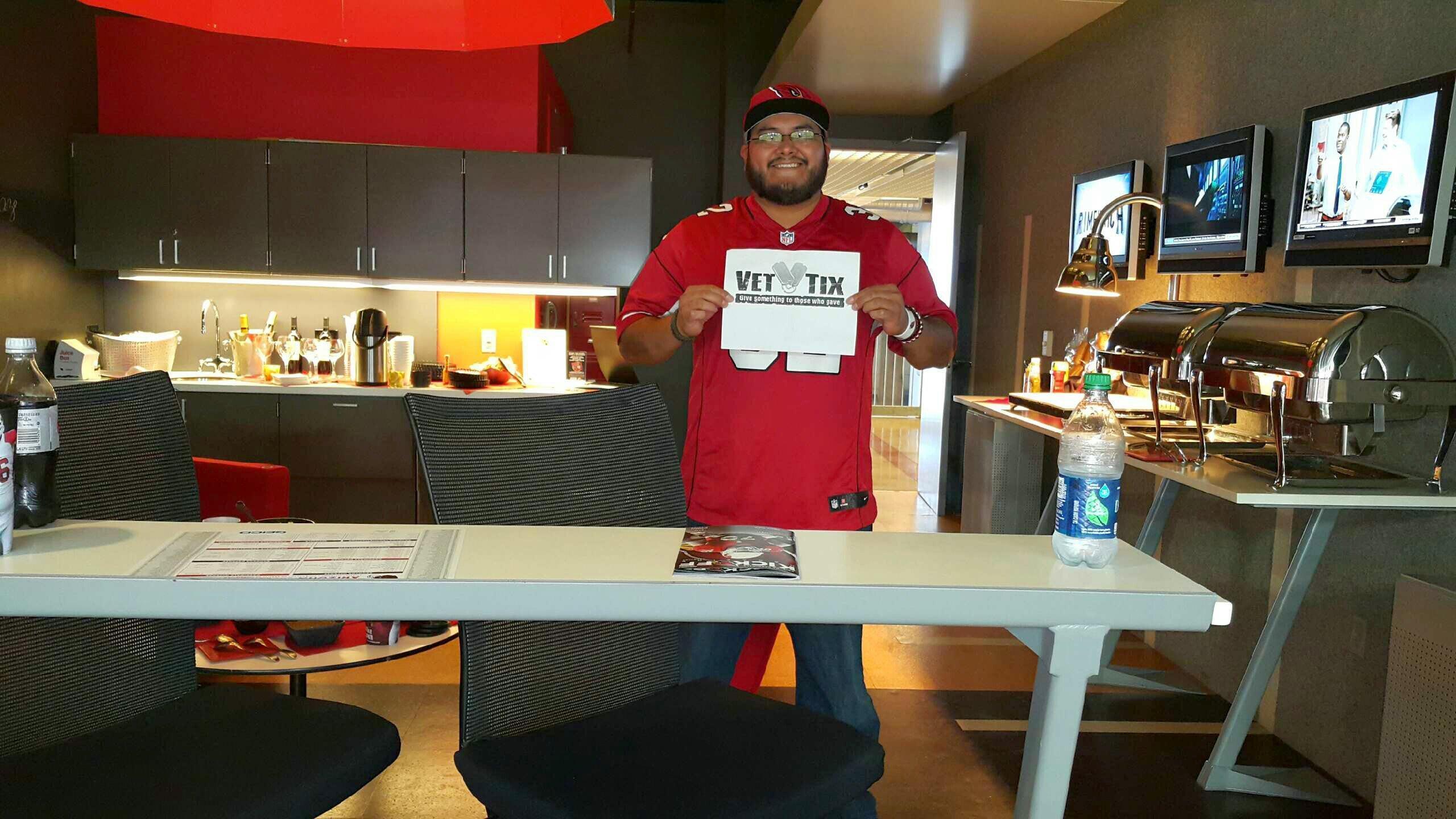 arizona cardinals suite tickets