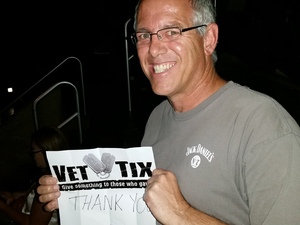 Carrie Underwood - the Storyteller Tour- Stories in the Round With Special Guest Easton Corbin and the Swon Brothers