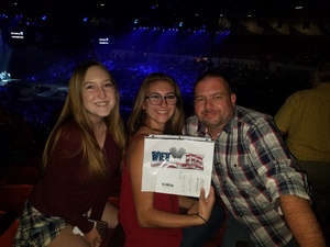 Carrie Underwood - the Storyteller Tour- Stories in the Round With Special Guest Easton Corbin and the Swon Brothers