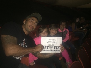 Carrie Underwood - the Storyteller Tour- Stories in the Round With Special Guest Easton Corbin and the Swon Brothers