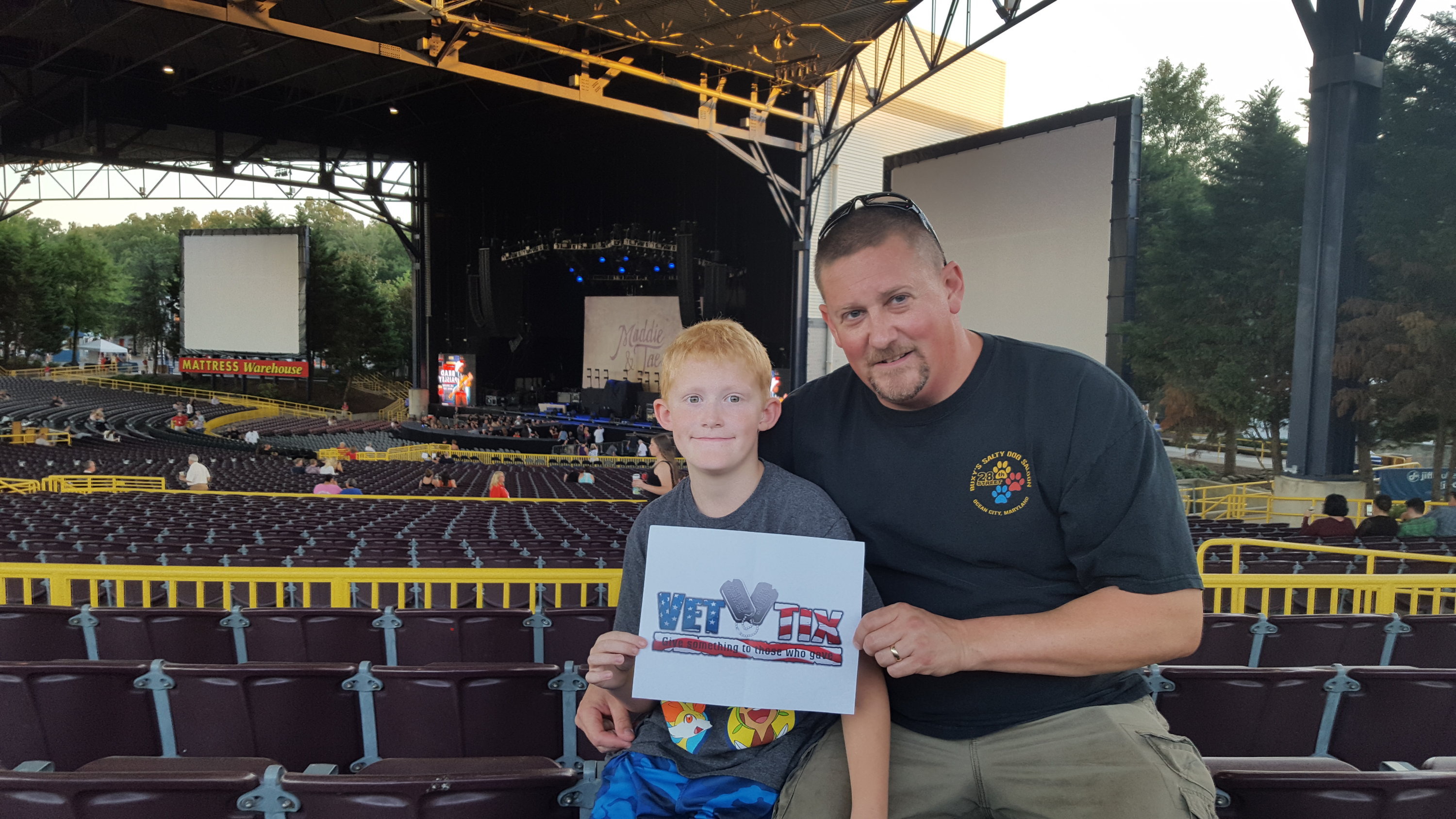 Brad Paisley: Life Amplified World Tour With Special Guest Tyler Farr, Maddie and Tae