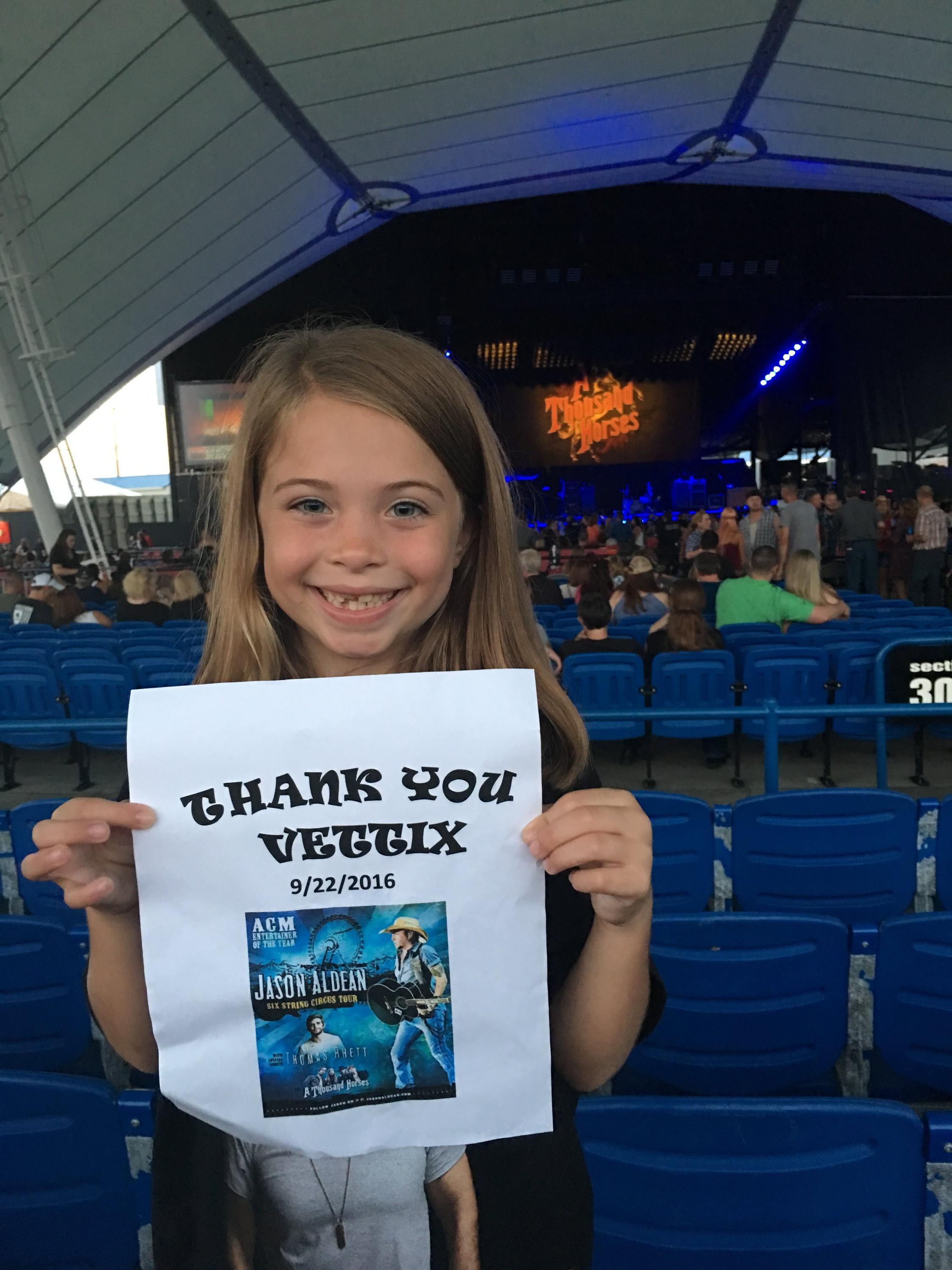 Jason Aldean: Six String Circus Tour 2016 With Special Guest Thomas Rhett and a Thousand Horses