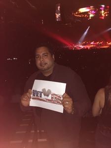 Blake Shelton: Presented by Gildan With Special Guest Raelynn