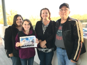 Carrie Underwood - the Storyteller Tour- Stories in the Round With Special Guest Easton Corbin and the Swon Brothers