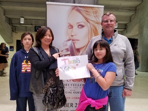 Carrie Underwood - the Storyteller Tour- Stories in the Round With Special Guest Easton Corbin and the Swon Brothers