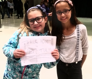 Carrie Underwood - the Storyteller Tour- Stories in the Round With Special Guest Easton Corbin and the Swon Brothers