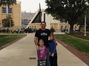 2016 Lockheed Martin Armed Forces Bowl - Louisiana Tech vs. U. S. Naval Academy - NCAA Football