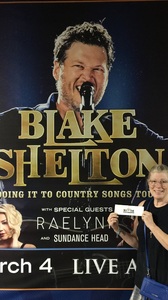 Blake Shelton - Doing It to Country Songs Tour - MGM Grand Garden Arena