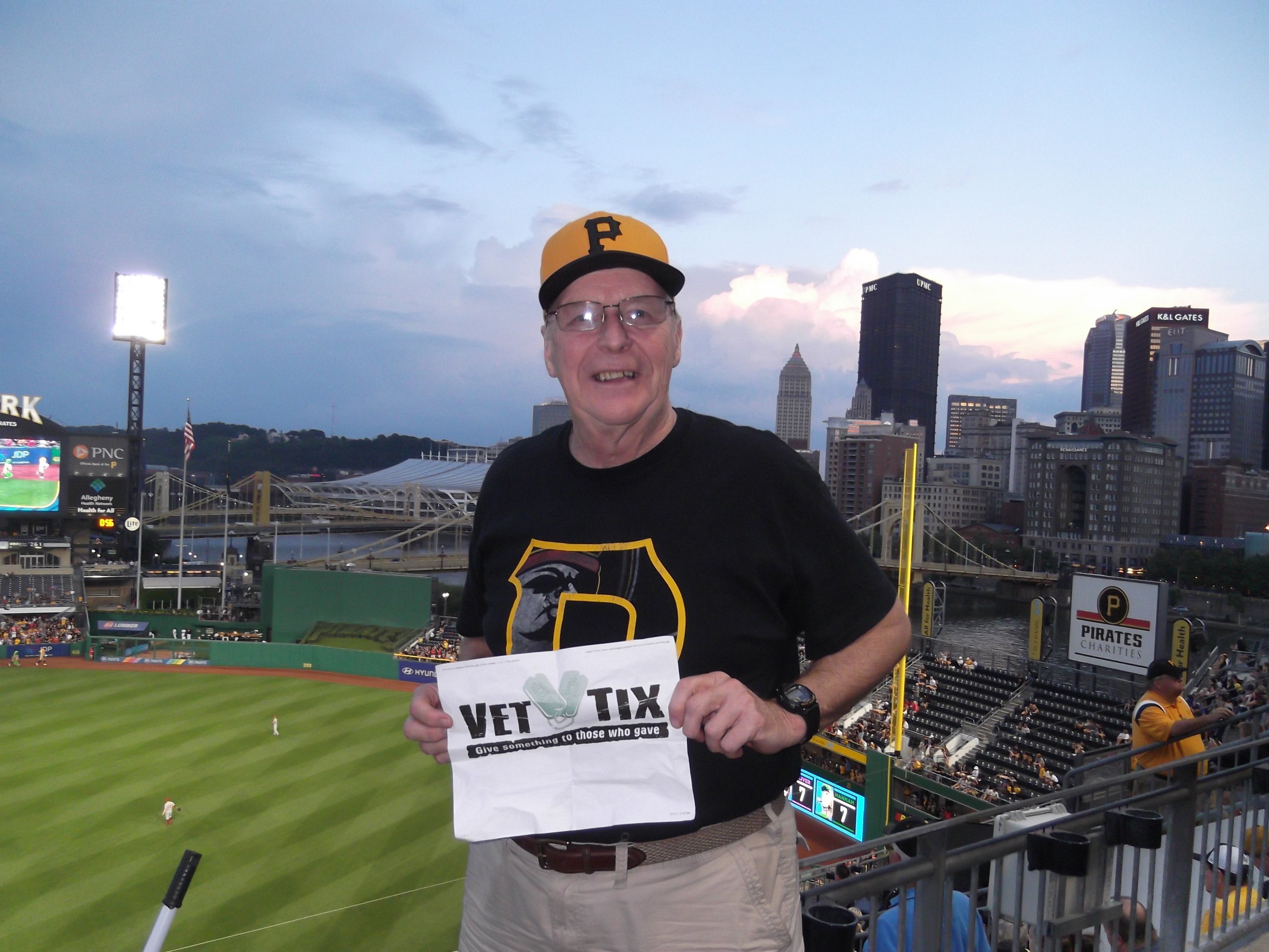 Pittsburgh Pirates vs. Cincinnati Reds - MLB