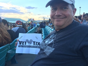 Brad Paisley With Special Guest Dustin Lynch, Chase Bryant, and Lindsay Ell