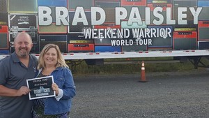 Brad Paisley: Weekend Warrior World Tour 2017
