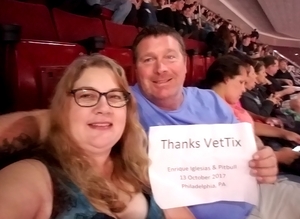 Enrique Iglesias & Pitbull - Live