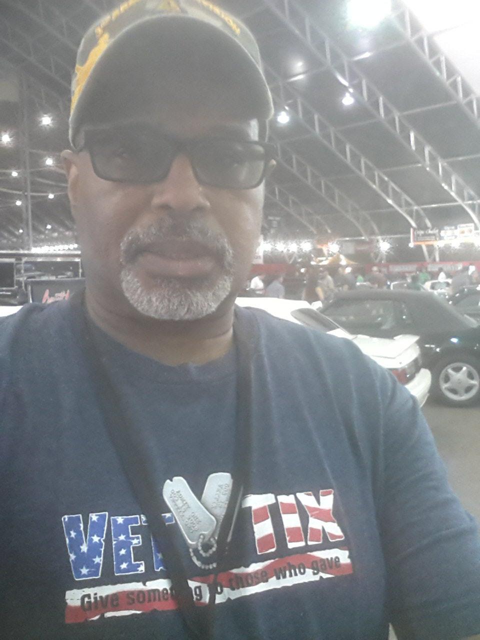 Barrett Jackson - the Worlds Greatest Collector Car Auctions - 1 Ticket Equals 2 - Saturday