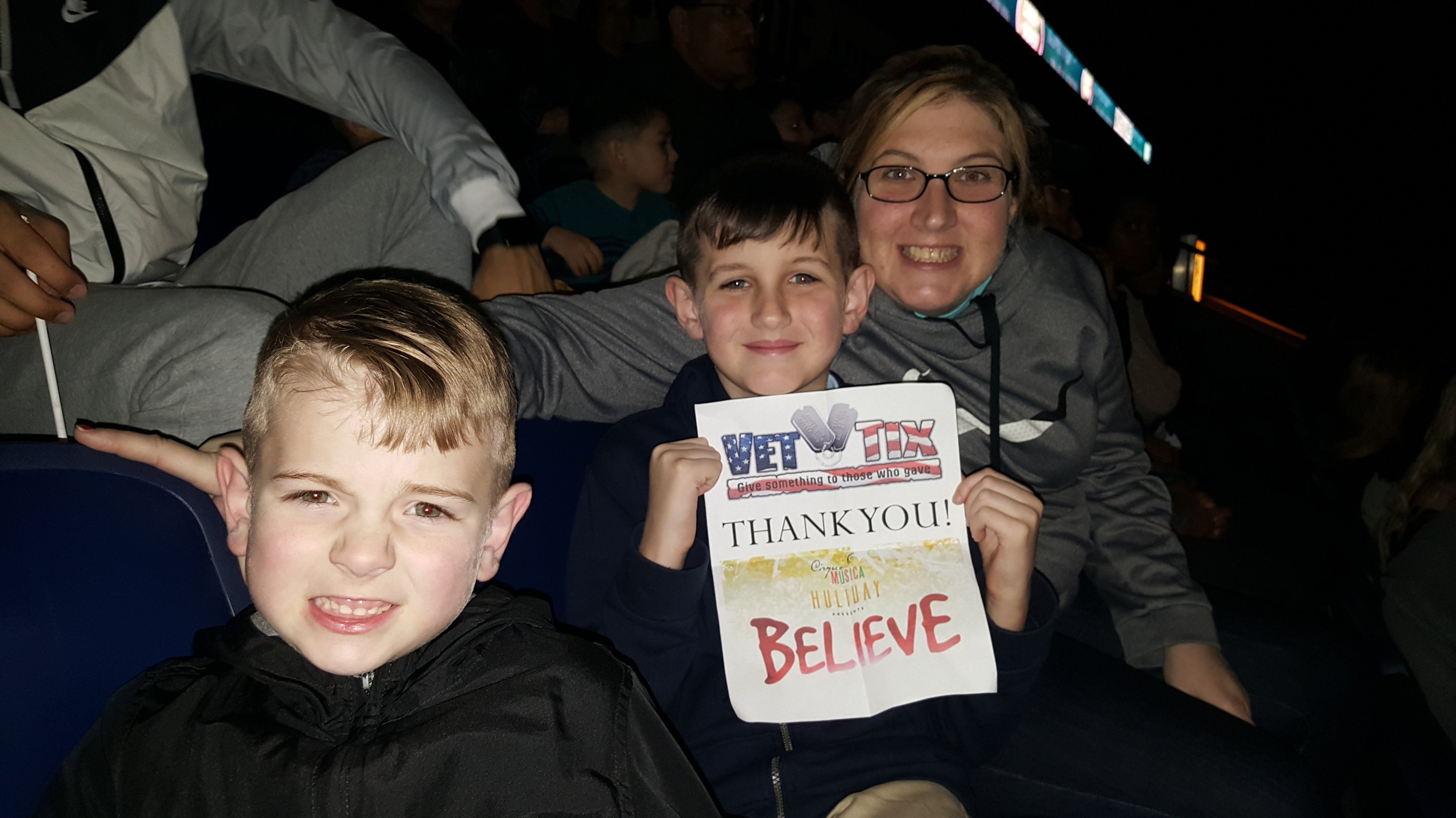Cirque Holiday Musica Presents Believe