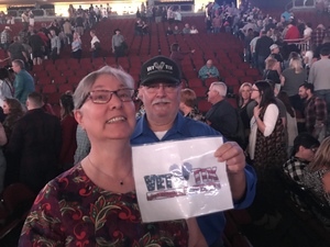 Raymond attended Brad Paisley - Weekend Warrior World Tour With Dustin Lynch, Chase Bryant and Lindsay Ell on Jan 27th 2018 via VetTix 