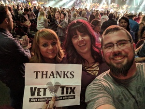 Kyle attended Brad Paisley - Weekend Warrior World Tour With Dustin Lynch, Chase Bryant and Lindsay Ell on Jan 27th 2018 via VetTix 