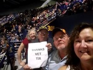 Murph attended Brad Paisley - Weekend Warrior World Tour With Dustin Lynch, Chase Bryant and Lindsay Ell on Apr 6th 2018 via VetTix 
