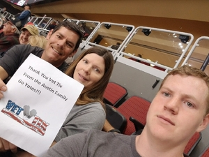 Arizona Coyotes vs. Los Angeles Kings - NHL