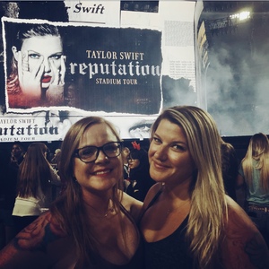 Summer attended Taylor Swift Reputation Stadium Tour on May 8th 2018 via VetTix 
