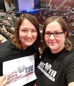 Esther G. attended Sugarland on May 31st 2018 via VetTix 