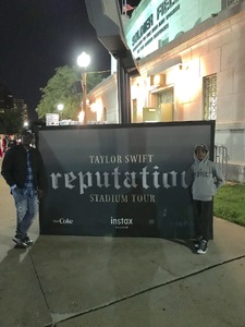 Gregory attended Taylor Swift Reputation Stadium Tour on Jun 1st 2018 via VetTix 