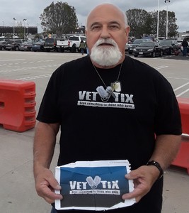 Kenneth attended Chicago and Reo Speedwagon Live on Jun 16th 2018 via VetTix 