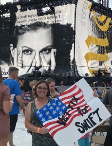 Stacy attended Taylor Swift Reputation Stadium Tour on Jul 13th 2018 via VetTix 
