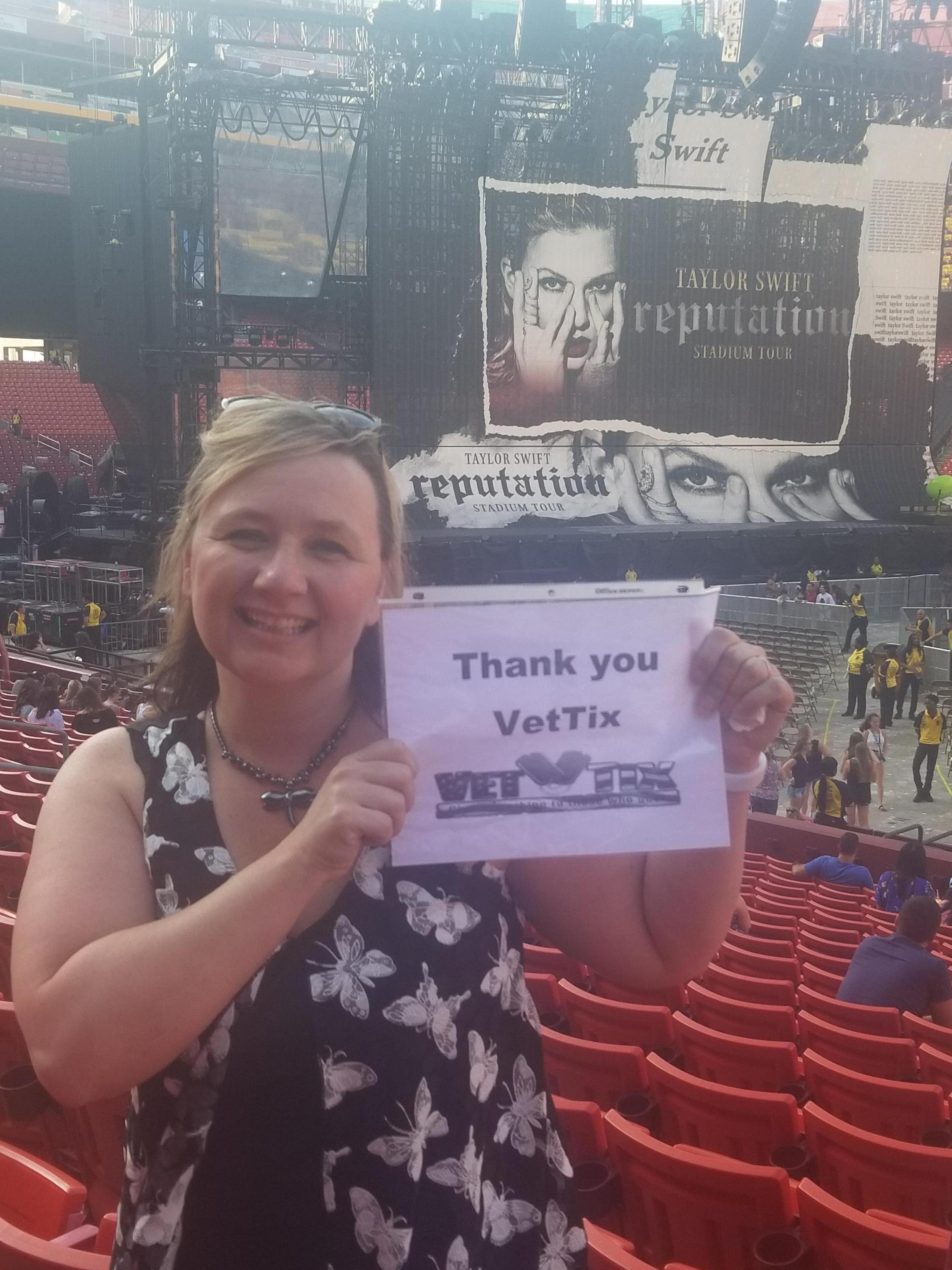 Taylor Swift Reputation Stadium Tour