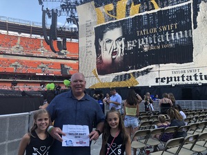Donavan attended Taylor Swift Reputation Stadium Tour on Jul 17th 2018 via VetTix 
