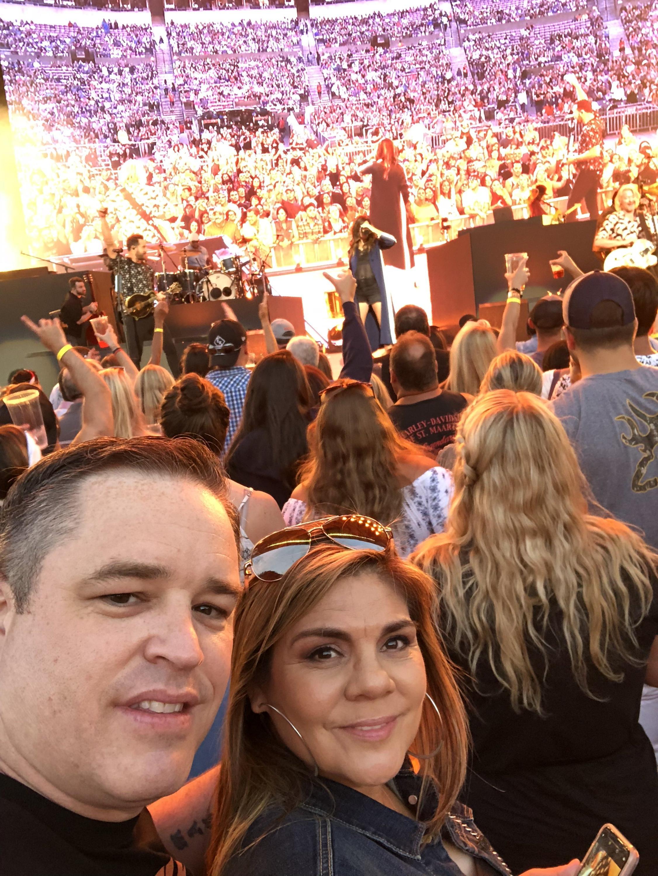 Miranda Lambert & Little Big Town: the Bandwagon Tour