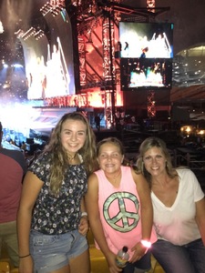 gregory attended Taylor Swift Reputation Stadium Tour on Aug 7th 2018 via VetTix 