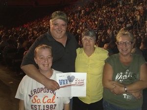 Jeffrey attended Sugarland Still the Same 2018 Tour on Aug 3rd 2018 via VetTix 