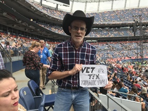 jason attended Luke Bryan: What Makes You Country Tour 2018 - Country on Aug 4th 2018 via VetTix 