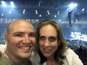 Live Nation Presents Journey / Def Leppard - Pop