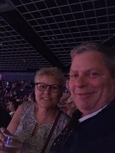 Rod Stewart W/ Special Guest Cyndi Lauper - Pop
