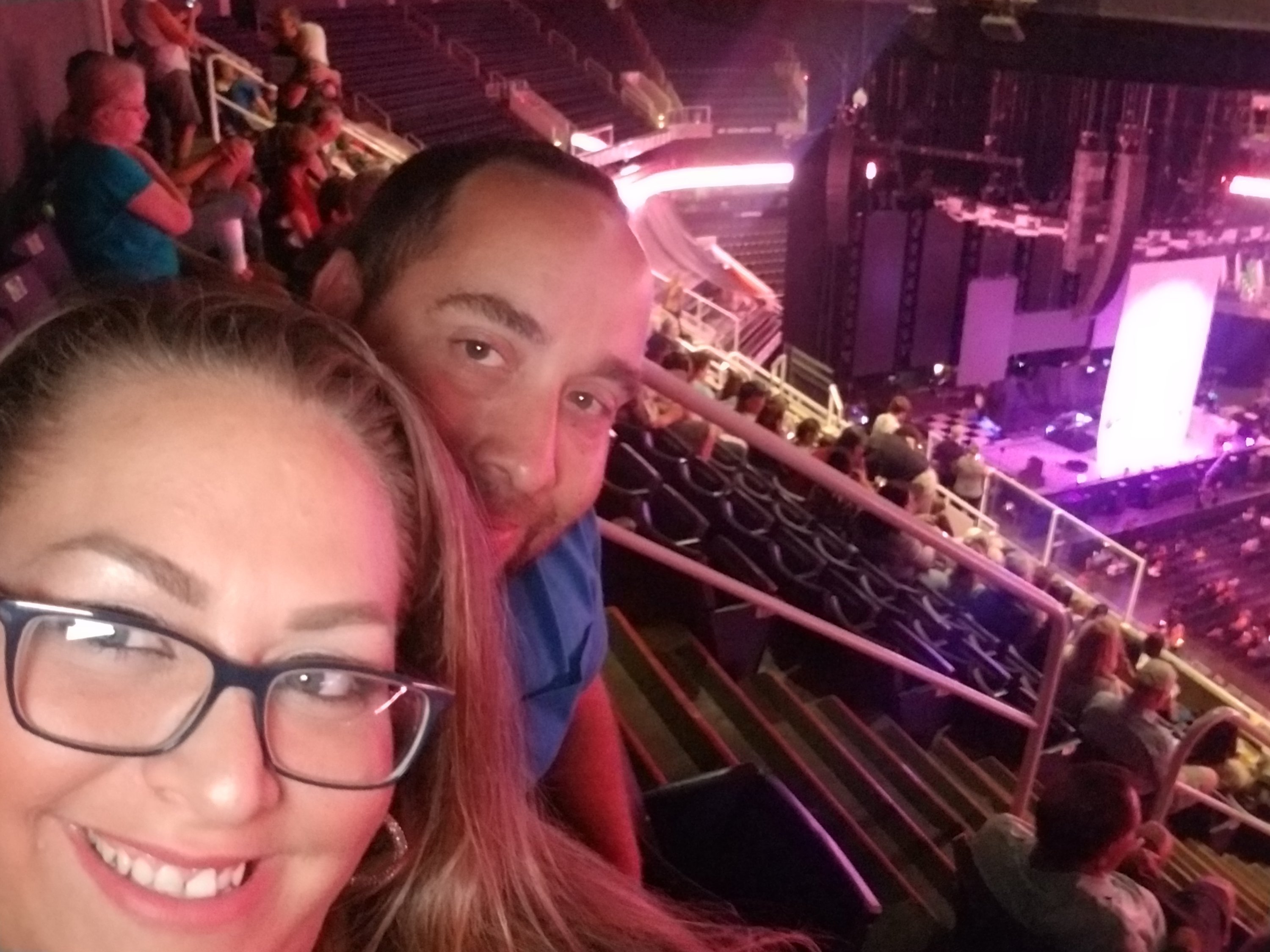 Rod Stewart W/ Special Guest Cyndi Lauper - Pop