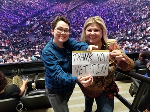 Rod Stewart & Cindi Lauper Live